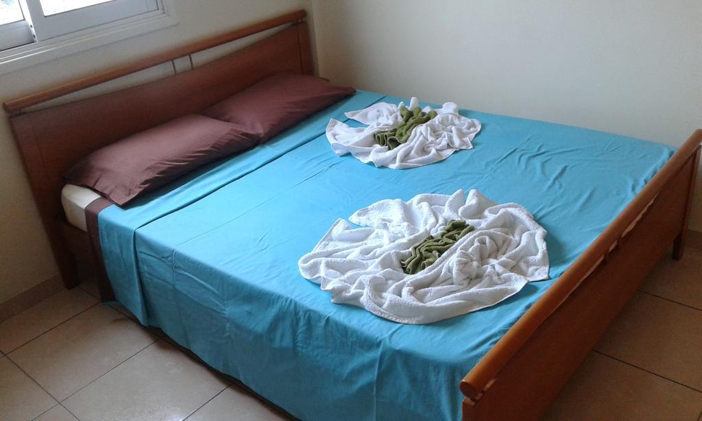 Carisa Olympic Court Apartment Larnaka Zimmer foto