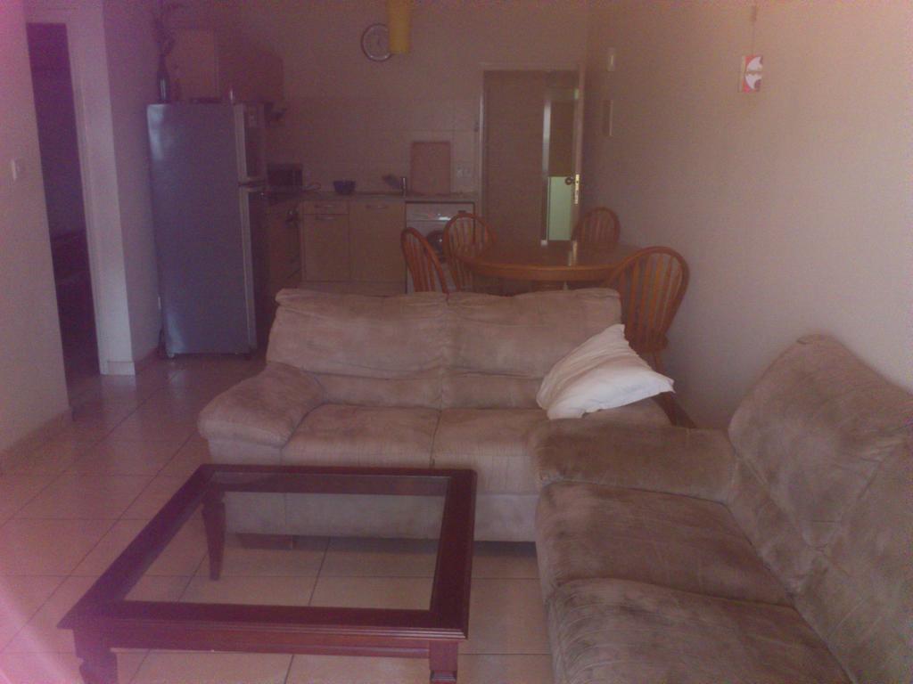 Carisa Olympic Court Apartment Larnaka Zimmer foto